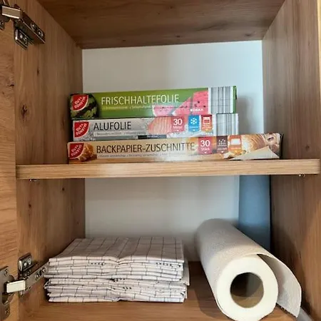 1,5-zimmer, Ausgestattet, 4 Pers, Souterrain, Self Check-in, Parkplatz, Netflix & Amazon Prime Daire