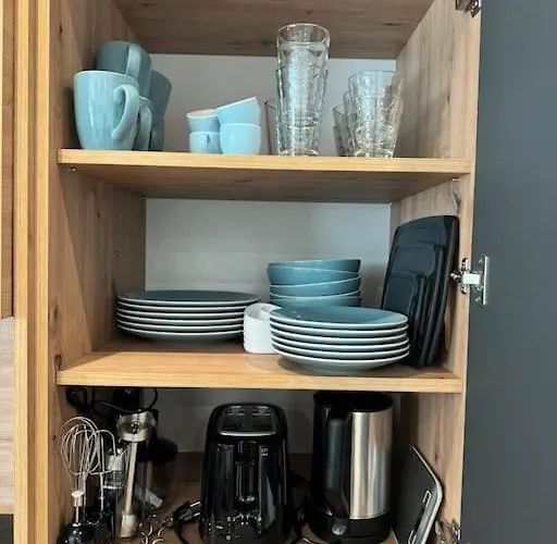 1,5-zimmer, Ausgestattet, 4 Pers, Souterrain, Self Check-in, Parkplatz, Netflix&amazon Prime